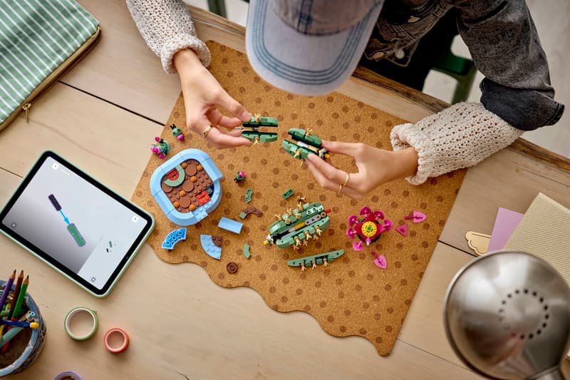 Flowering Cactus Lego Set