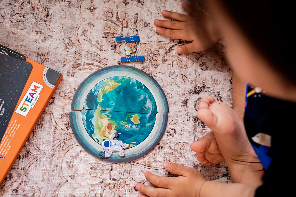 Magnetic Pad Solar System