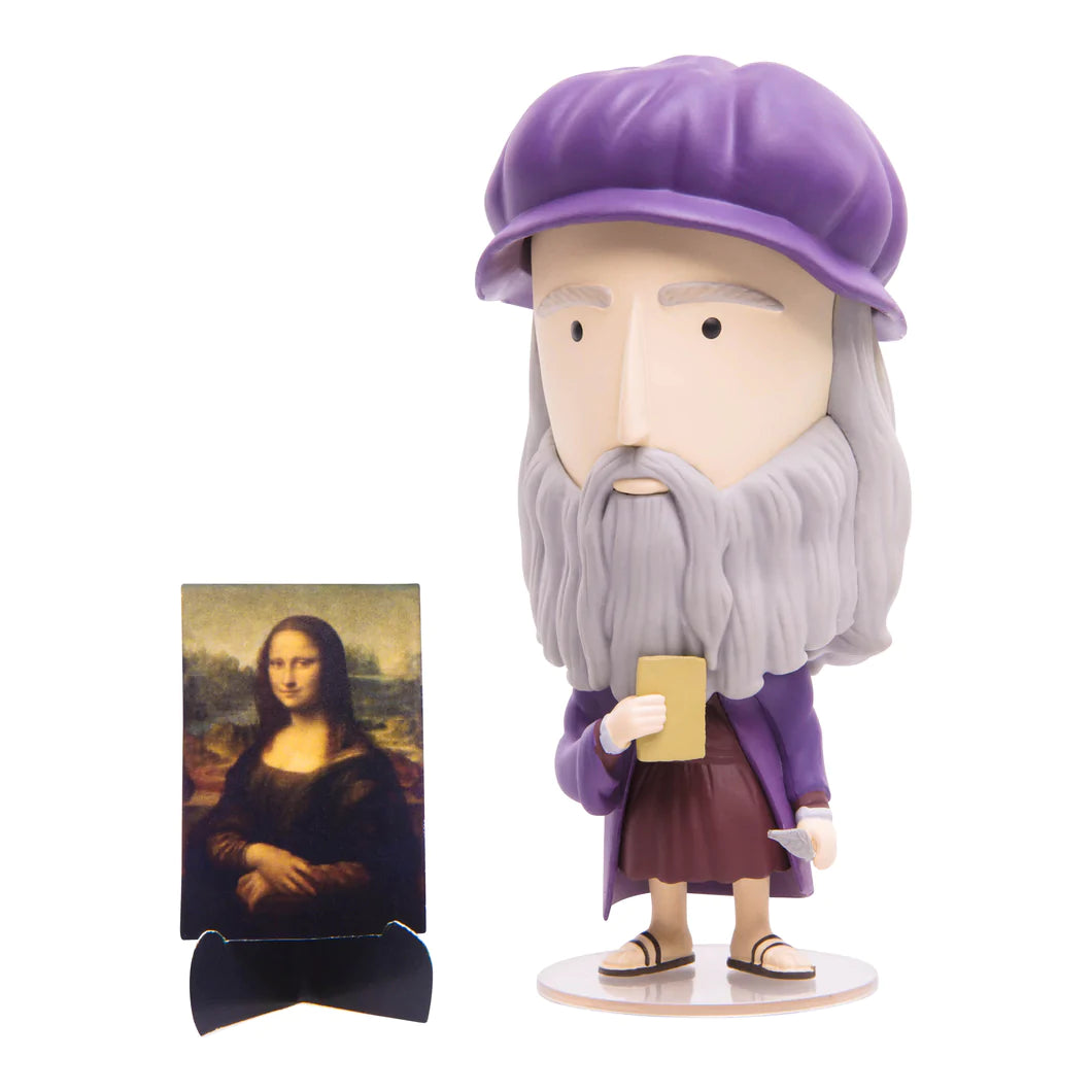 Glow-in-the-dark hair, beard and eyebrows Fun accessories: book and quill Removable hat 5 masterpieces and 1 cardboard easel  10 fun facts about the artist on the box Transparent base