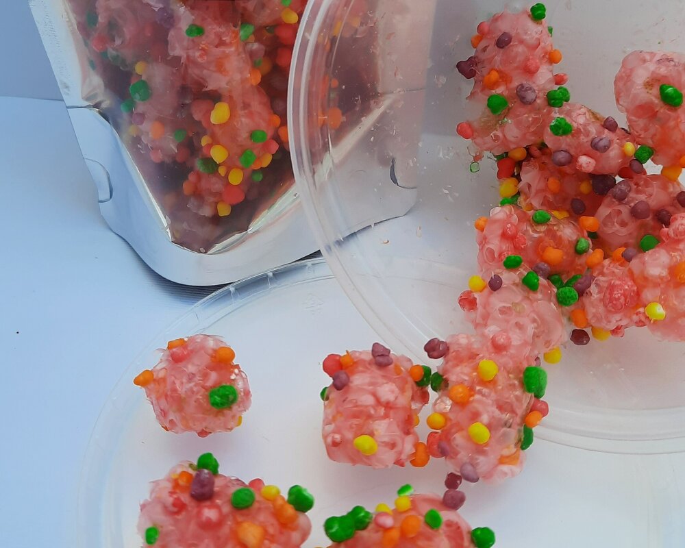Explosive flavor without the mess, these freeze-dried candies melt in your mouth and are so good you'll feel like they are from another planet!